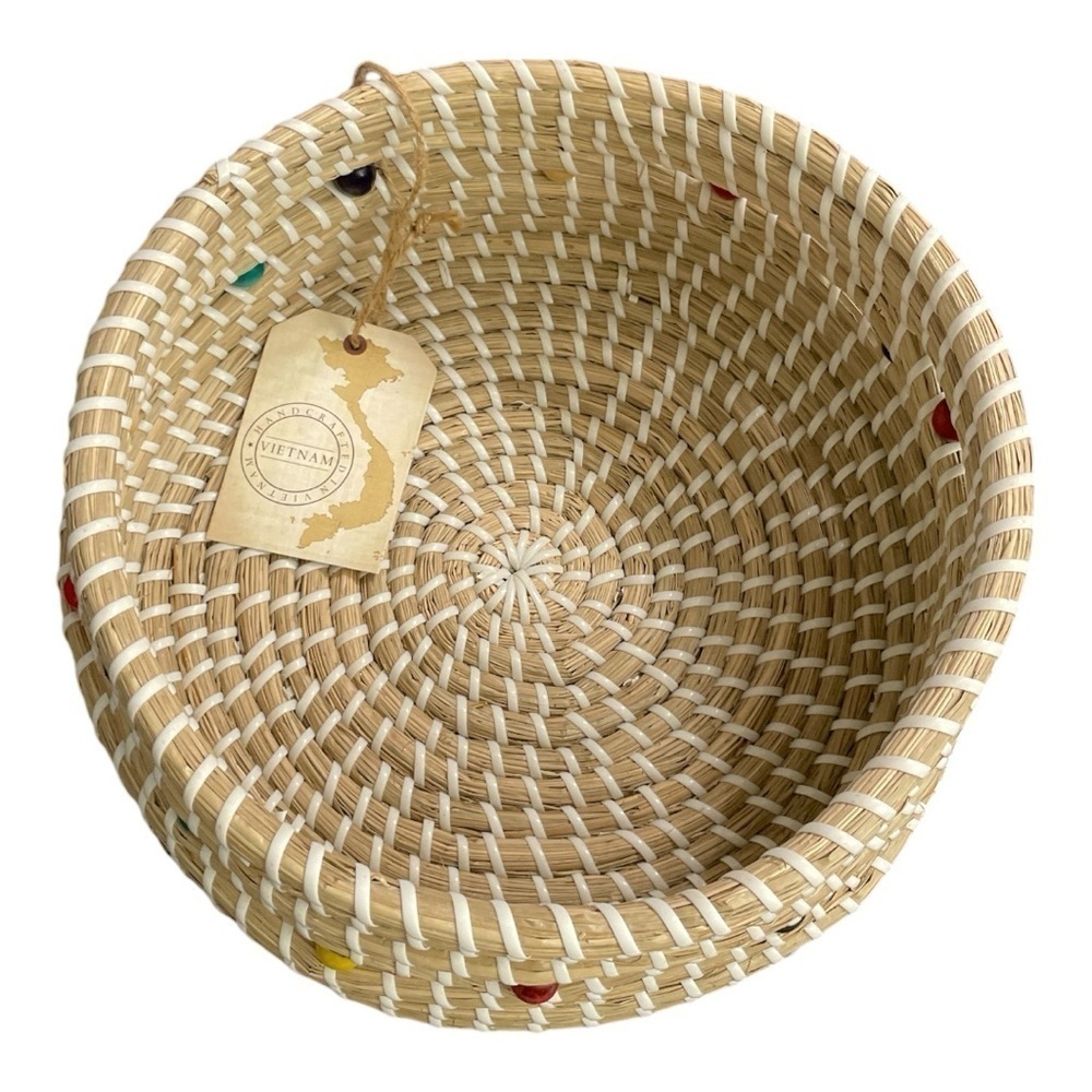 Wicker Tan Bowl Rattan
Basket Handmade Serving
Bowl w/ Beads, Fruit basket - Picture 3 of 9